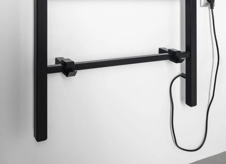 BARBO elektryczna suszarka na ręczniki, kwadratowa, 600x1600mm, 160 W, czarny mat #2