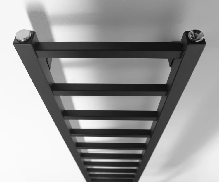 METRO LIGHT grzejnik łazienkowy 300x1500 mm, czarny mat #3