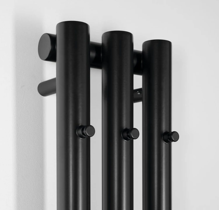 PILON grzejnik łazienkowy 196x1800mm, 3 wieszaki, czarny mat #4