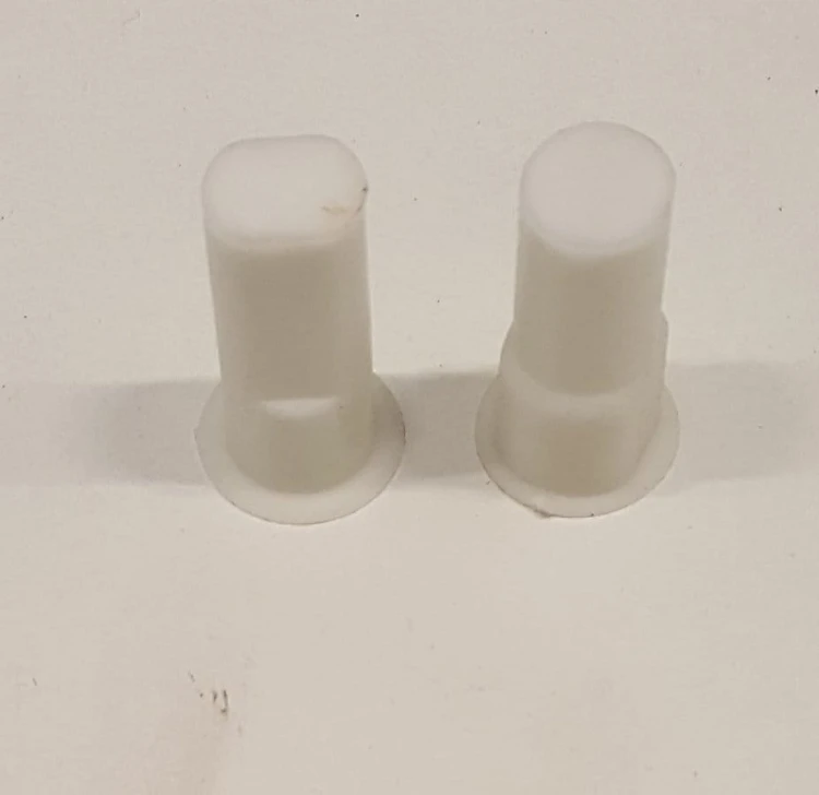 Wkładka plastikowa do deski sedesowej soft close 40S30, 40D30 (lewa + prawa)